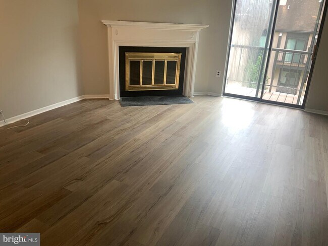 Photo - 1608 Painters Crossing Unit 1608