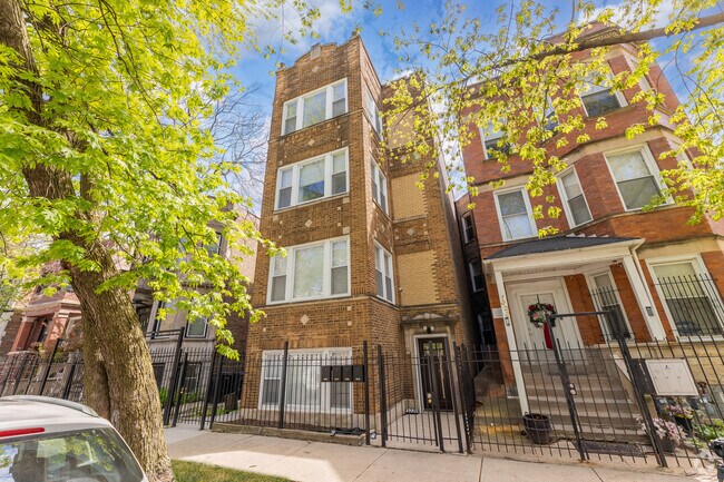 Building Photo - 1321 S Millard Ave Unit 2 Rental