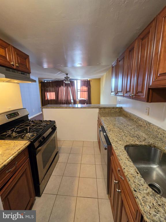 Photo - 4600 Duke St Unit 507