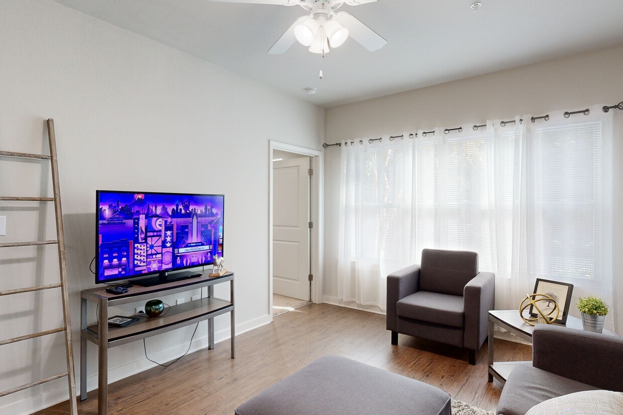 Photo - Westwoods Apartments