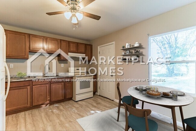 70 W Adams Dr