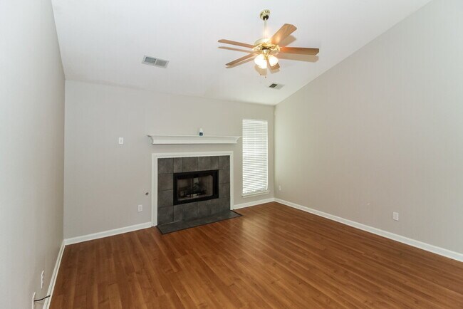 Photo - 65 Arborlon Cove