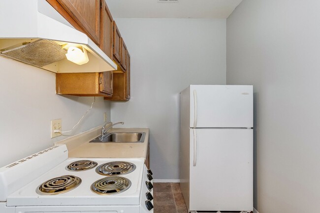 Photo - 1656 N Holyoke St Unit 2W