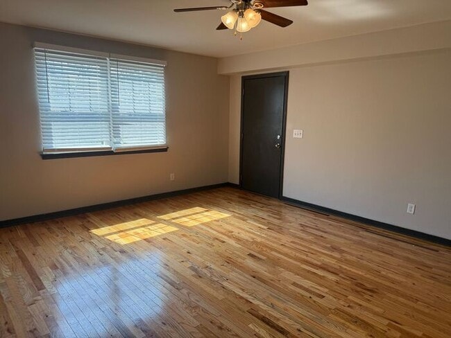 Photo - Remodeled Studio in Woodbine