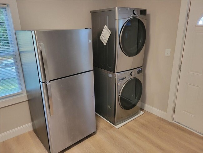 Photo - 1223 Campbellton Pl SW