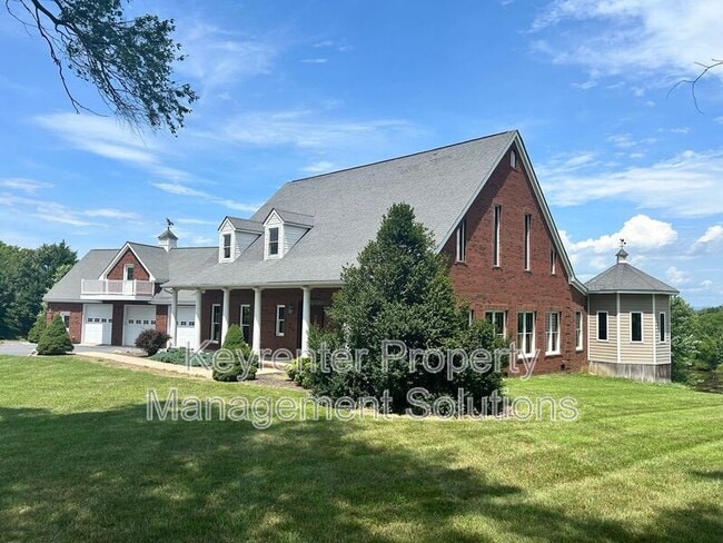 Photo - 33 Hodge Farm Ln