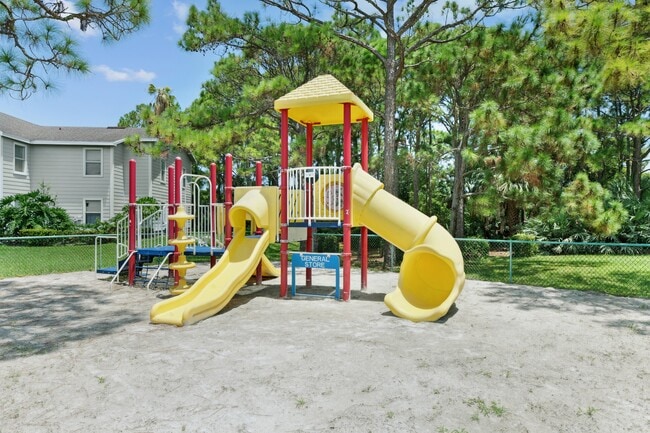 Worthington Apartments