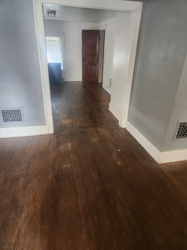 Photo - 267 Carimona St Unit Upper  267