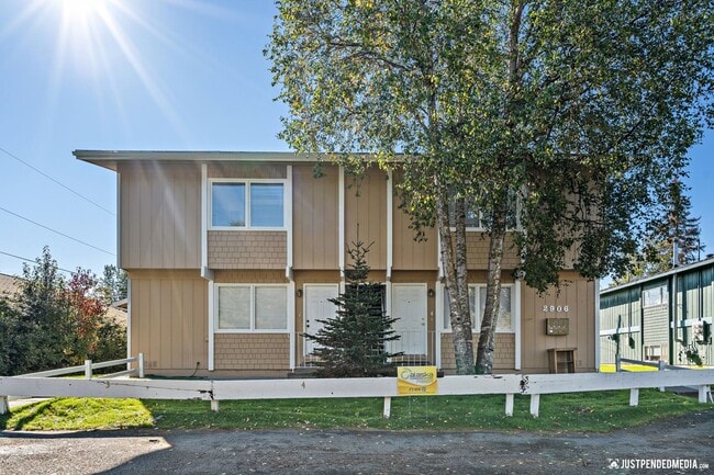 Building Photo - 2906 W 32nd Ave Unit 2
