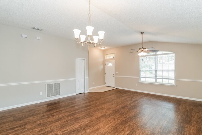 Photo - 295 Turtle Dove Dr