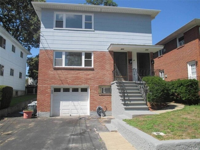 Building Photo - 11 Juniper Rd