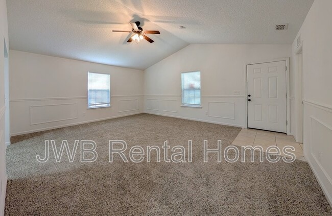 Photo - 9060 3rd Ave