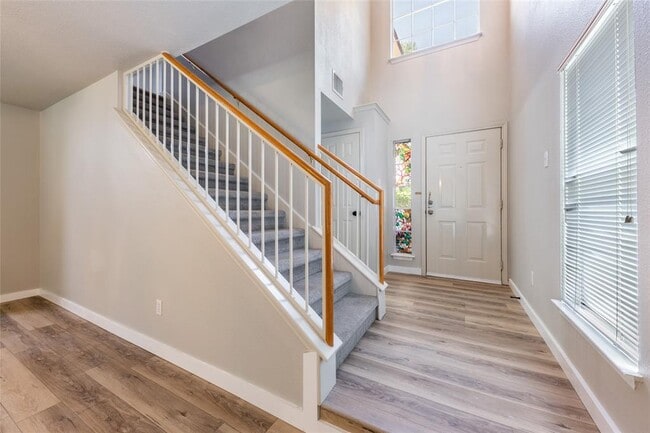 Photo - 1112 Doras Dr