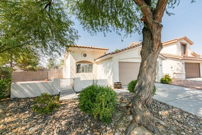 Photo - Charming 3-Bedroom Single-Story Home in Elkhorn!