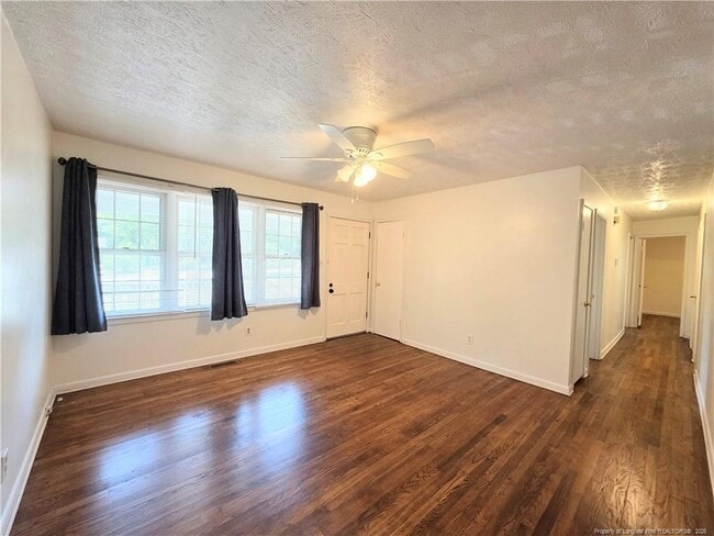 Photo - 5340 Docia Cir