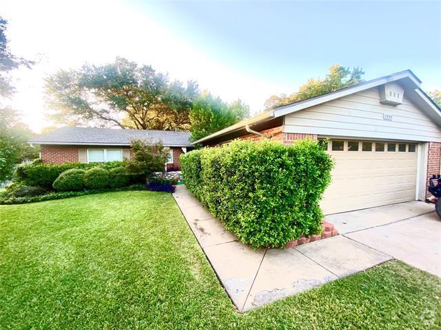 Building Photo - 2809 Olympia Dr Rental