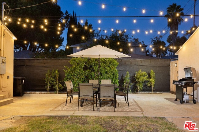 Photo - 4744 Farmdale Ave