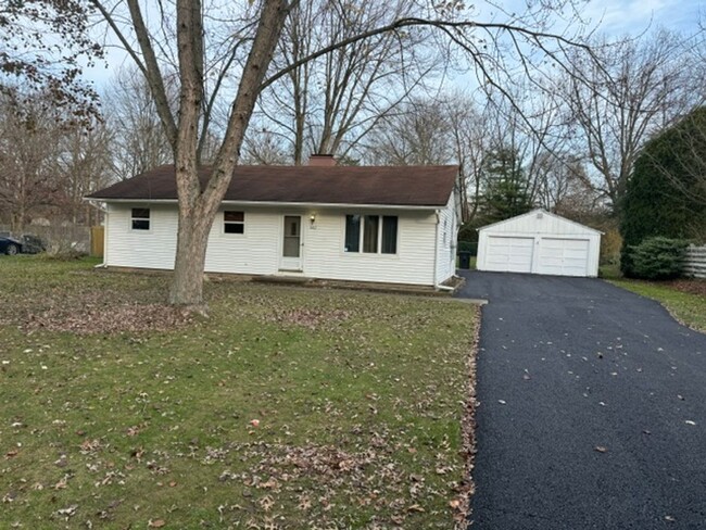 House for RENT in Howland! - House for RENT in Howland!