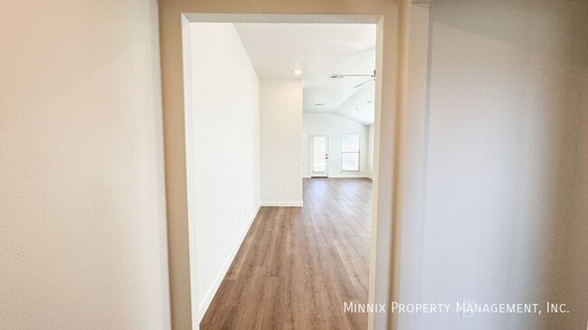 Photo - 2131 Langford Ave