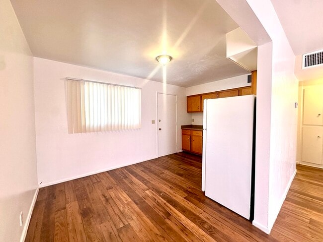 Photo - $400 Off Move In Special! Spacious 1 Bedroom with Hard Wood Flooring! Community Laundry and Off S...