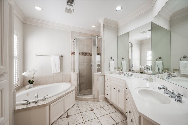 Photo - 3511 Yupon St