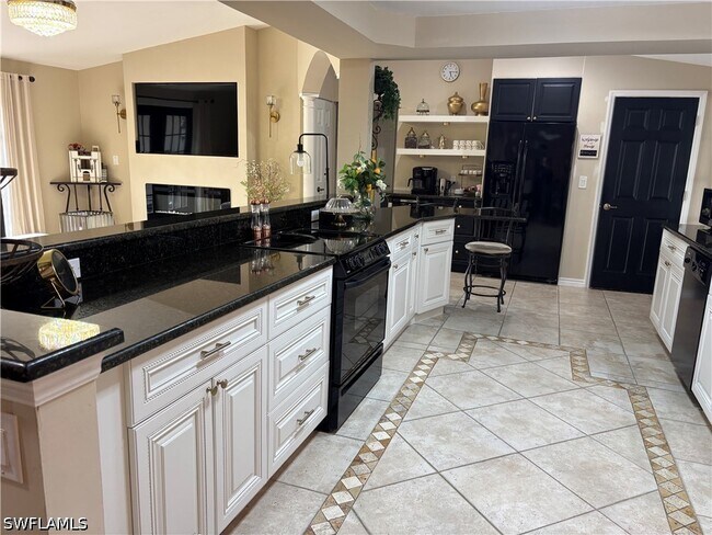 Photo - 1156 Oakes Blvd