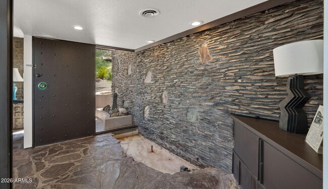 Photo - 6102 E Quartz Mountain Rd