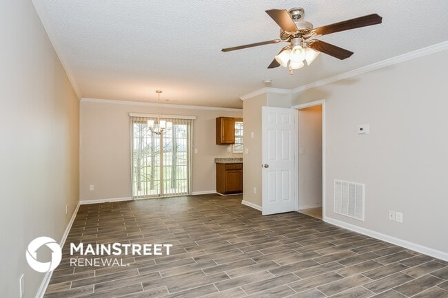 Photo - 68 Gilliam's Xing SW