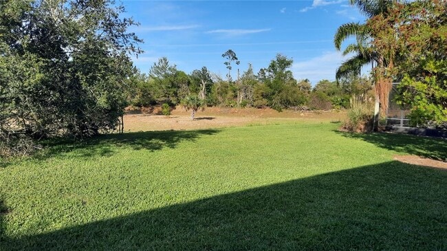 1315 Elli Cir