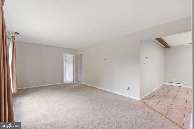 Photo - 8005 Woodholme Cir