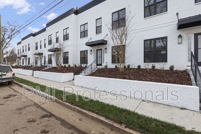 Photo - 219 S Bilbro Ave