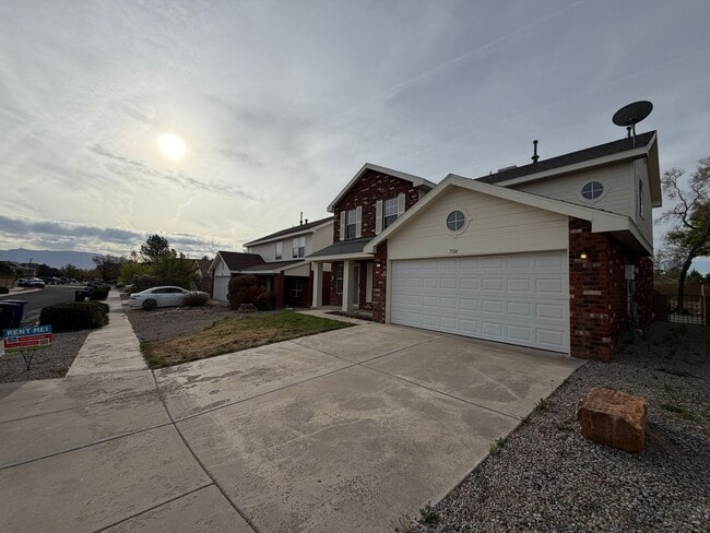 Photo - 3 Bedroom Home Available Near Paseo Del Norte Blvd NE & Rainbow Blvd NW!