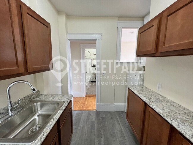 Photo - 2 Ware St Unit 403
