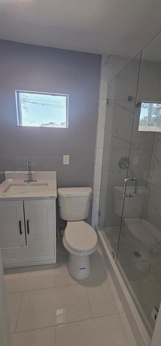 Photo - 338 8th Ave SW