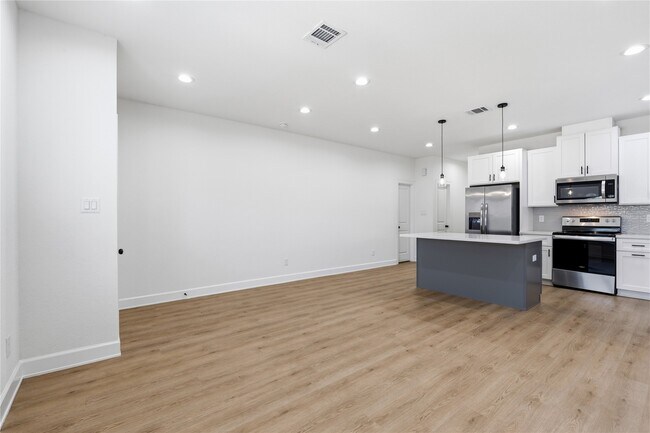 Photo - 8316 Corinth St Unit D