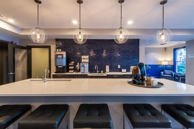 Photo - Oberlin Court Apartments