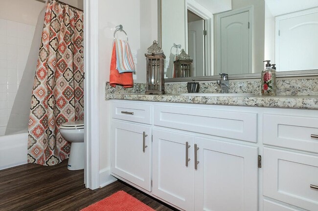 Photo - Longwood at Southern Hills