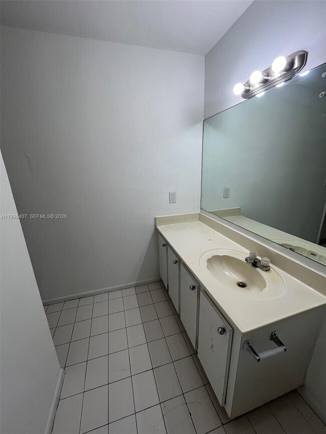 Photo - 58 SW 14th Terrace