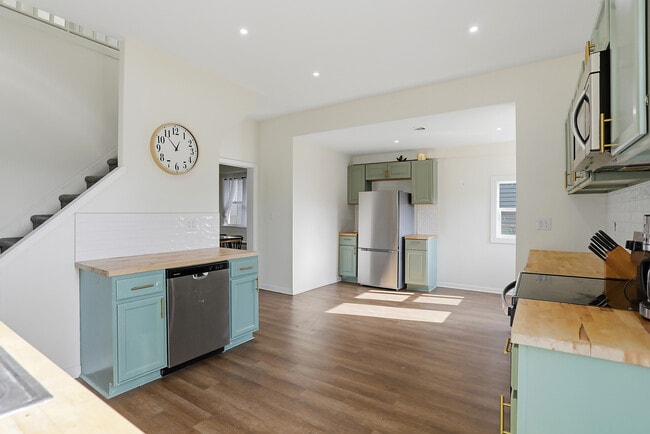 Photo - 941 E Raymond St