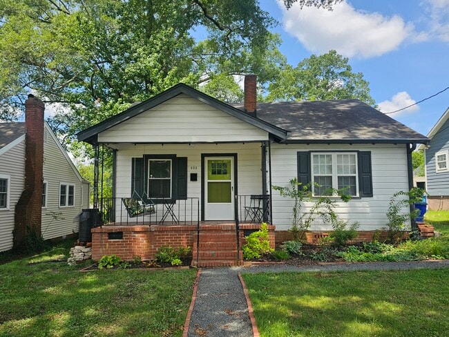 Photo - 503 N Maple St House