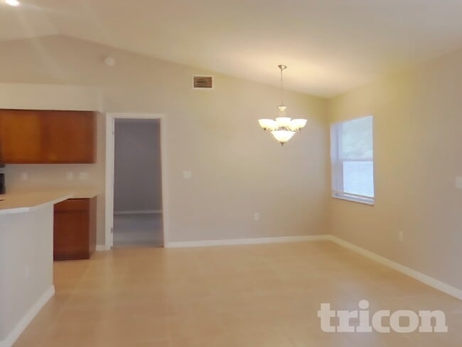 Photo - 4739 Acorn Dr