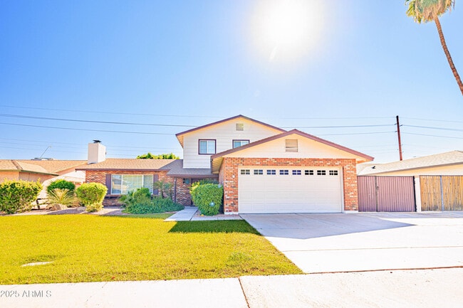 Photo - 2547 W Naranja Ave