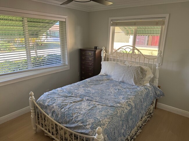 Building Photo - 4920 NW 54th St Rental