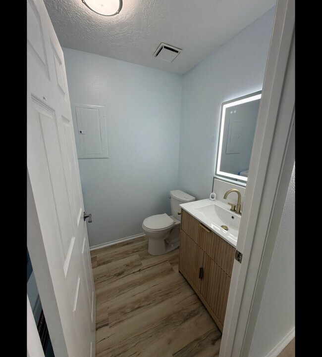 5040 SE 30th St Unidad 1