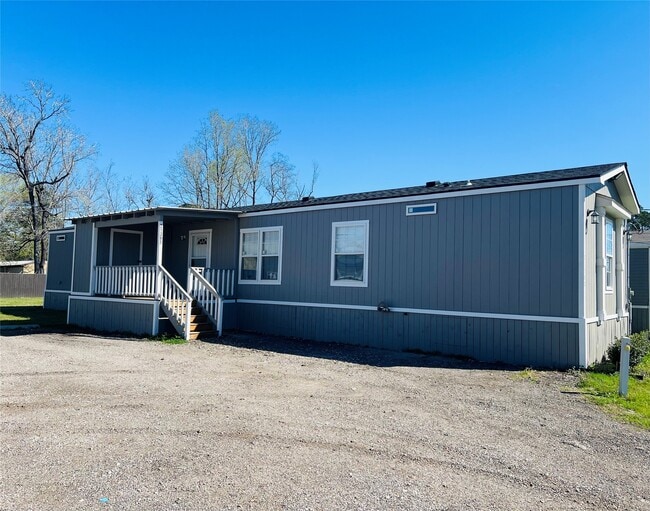 Photo - 21393 Ruth Dr