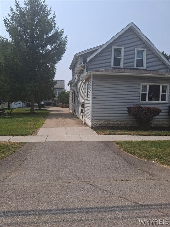 Building Photo - 80 Meadow Pl