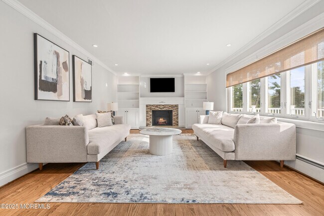 Photo - 351 Hollywood Ave