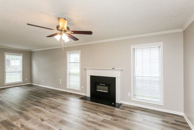 Photo - 2354 Loren Falls Ln SW
