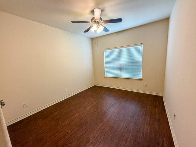 Photo - 4424 Reveille Rd