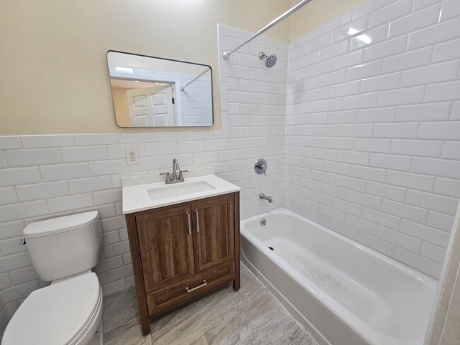 Photo - 304 Avenue C Unidad 1
